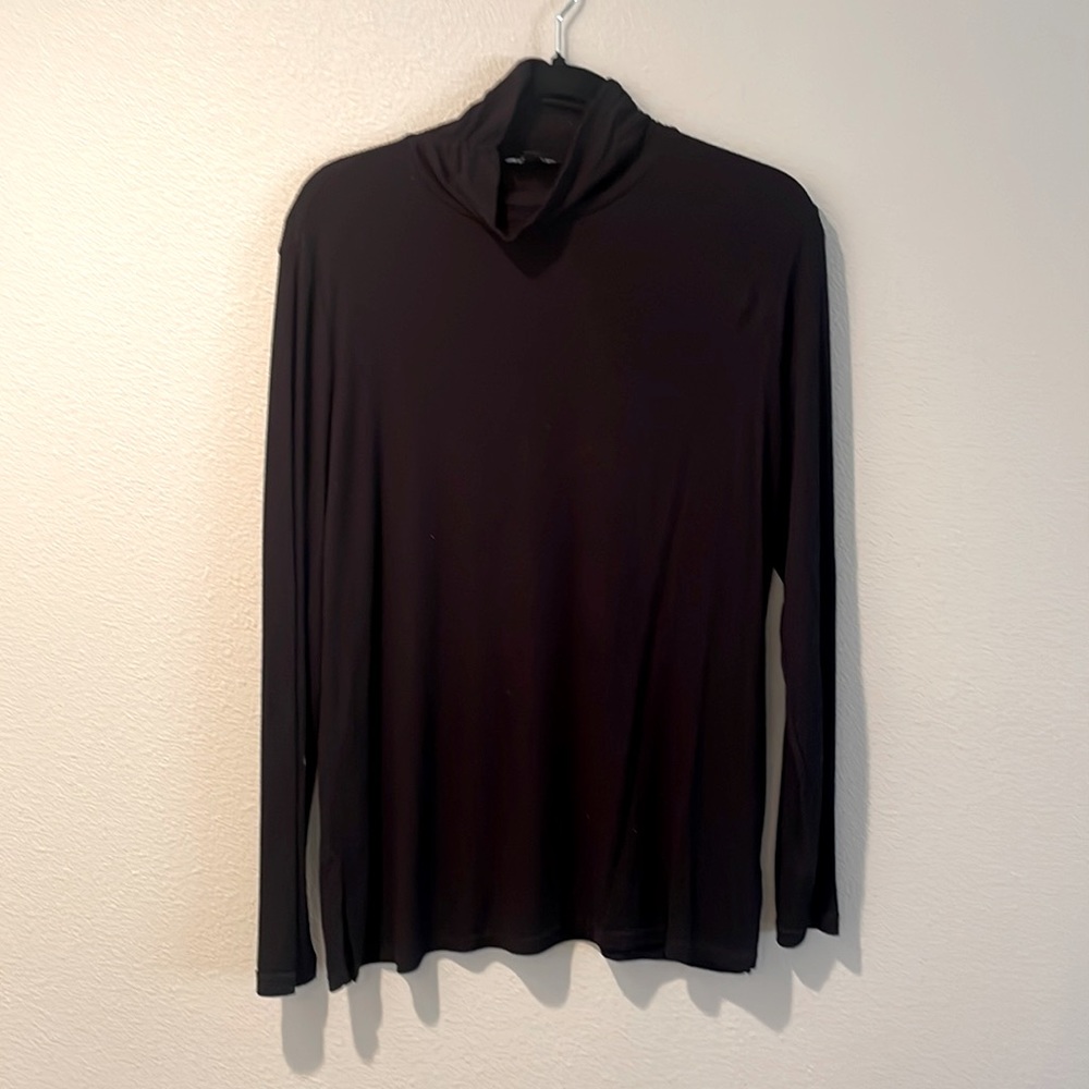 Brand new, never worn Jones New York turtleneck, size M